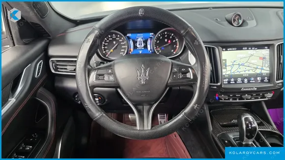 MASERATI LEVANTE 3.0 AWD