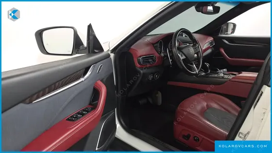 MASERATI LEVANTE 3.0 AWD GRANLUSSO