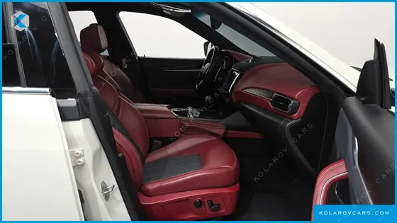 MASERATI LEVANTE 3.0 AWD GRANLUSSO