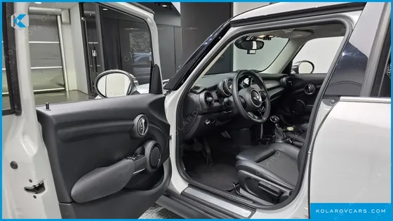 MINI COOPER 5DOOR MID