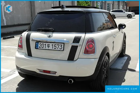 MINI COOPER BAKER STREET