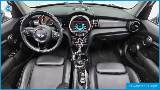 MINI COOPER 5DOOR MID