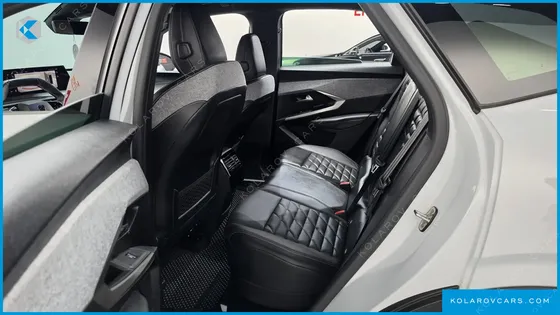 PEUGEOT 3008 1.2 PURE TECH GT