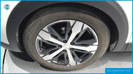 PEUGEOT 3008 1.6 BLUEHDI ALLURE
