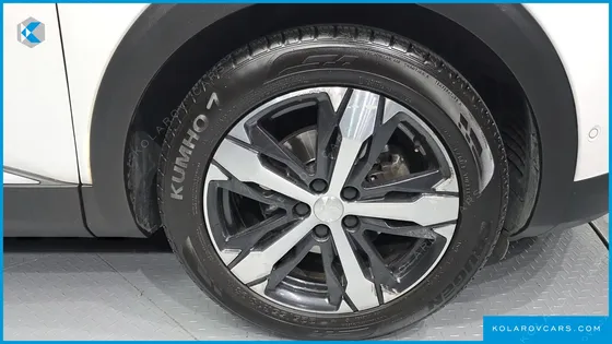 PEUGEOT 3008 1.5 BLUEHDI ALLURE
