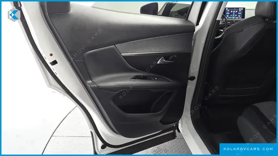 PEUGEOT 3008 1.5 BLUEHDI ALLURE