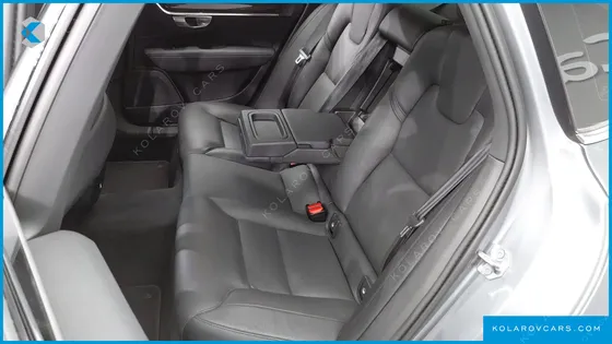 VOLVO S90 D5 AWD MOMENTUM