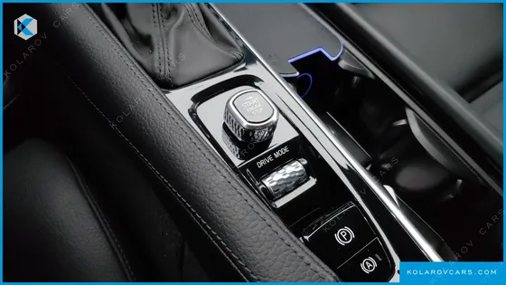 VOLVO S90 D5 AWD MOMENTUM