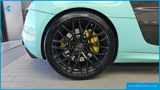 AUDI R8 5.2 V10 COUPE