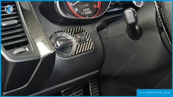 AUDI R8 5.2 V10 COUPE