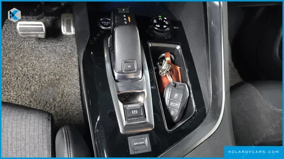 PEUGEOT 5008 1.6 BLUEHDI GT LINE
