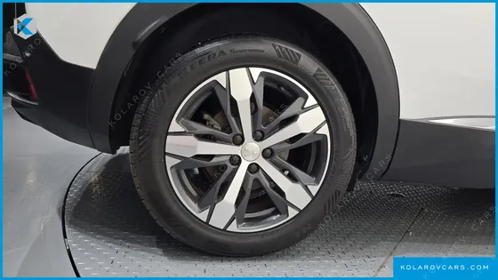 PEUGEOT 3008 1.5 BLUEHDI ALLURE