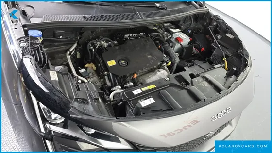 PEUGEOT 3008 1.5 BLUEHDI GT