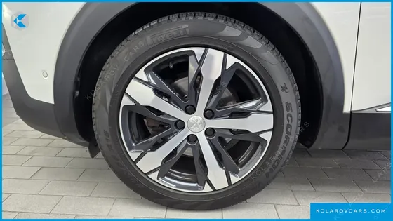 PEUGEOT 3008 1.6 BLUEHDI GT LINE