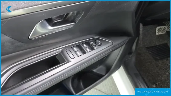 PEUGEOT 5008 1.6 BLUEHDI ALLURE