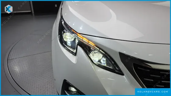 PEUGEOT 5008 1.6 BLUEHDI ALLURE