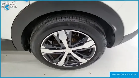 PEUGEOT 3008 1.5 BLUEHDI ALLURE