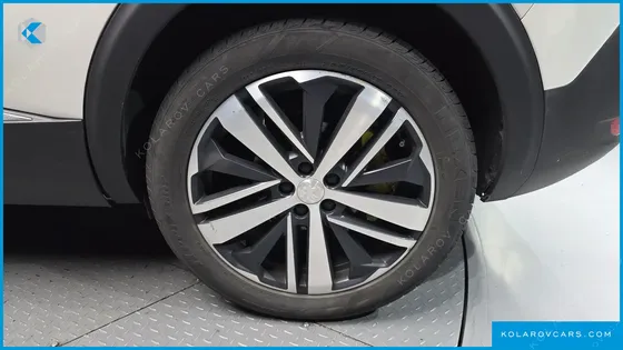 PEUGEOT 5008 2.0 BLUEHDI GT