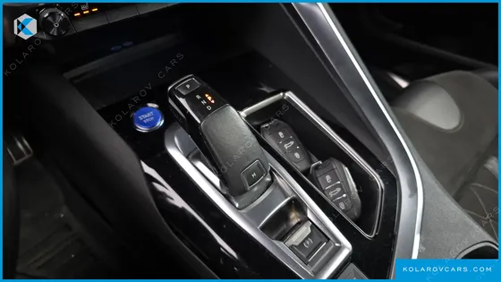 PEUGEOT 5008 2.0 BLUEHDI GT