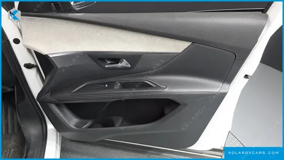 PEUGEOT 5008 2.0 BLUEHDI GT