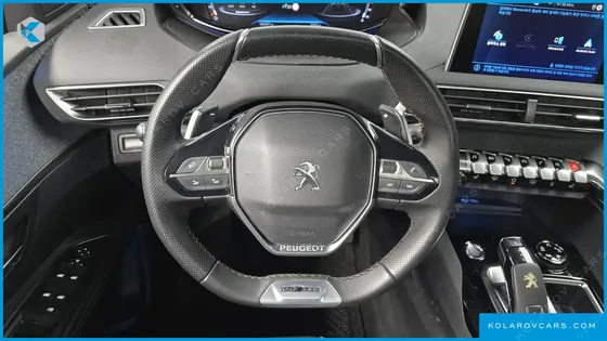 PEUGEOT 5008 1.5 BLUEHDI GT LINE