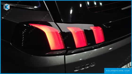 PEUGEOT 5008 2.0 BLUEHDI GT
