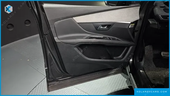 PEUGEOT 5008 2.0 BLUEHDI GT