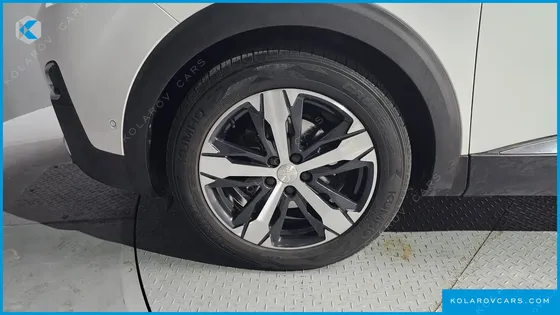 PEUGEOT 3008 1.6 BLUEHDI ALLURE