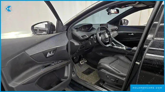 PEUGEOT 5008 1.5 BLUEHDI GT LINE