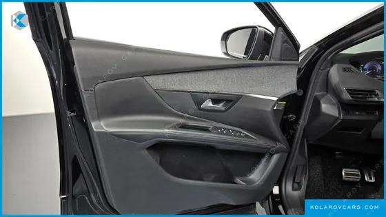 PEUGEOT 5008 1.5 BLUEHDI GT LINE