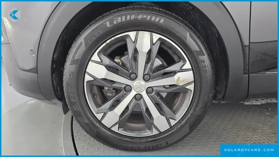 PEUGEOT 5008 1.6 BLUEHDI GT LINE
