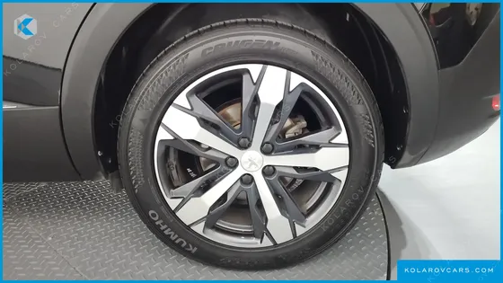 PEUGEOT 5008 1.5 BLUEHDI GT LINE