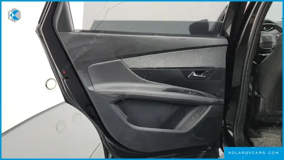 PEUGEOT 5008 1.5 BLUEHDI GT LINE