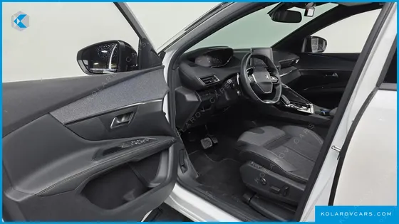 PEUGEOT 5008 1.5 BLUEHDI GT LINE