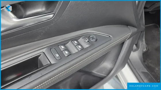 PEUGEOT 5008 1.5 BLUEHDI GT LINE
