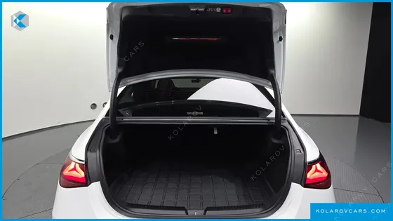 MERCEDES E-CLASS E200 AVANTGARDE
