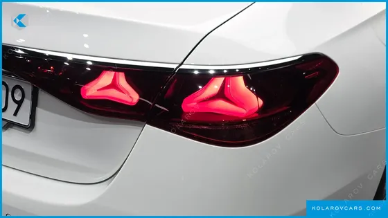 MERCEDES E-CLASS E200 AVANTGARDE