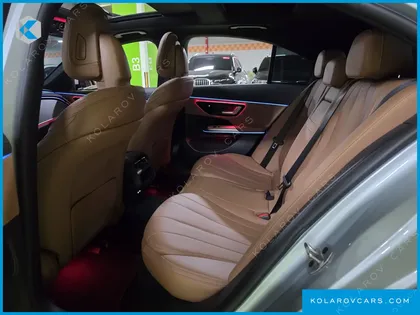 MERCEDES E-CLASS E200 AVANTGARDE