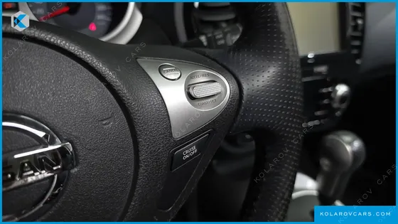 NISSAN JUKE 1.6 SV