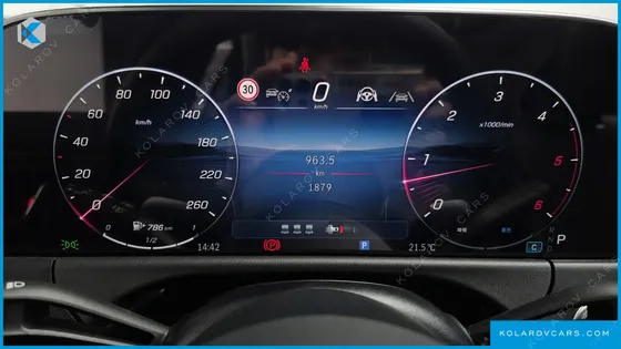 MERCEDES E-CLASS E220D 4MATIC EXCLUSIVE
