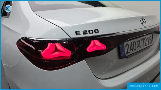 MERCEDES E-CLASS E200 AVANTGARDE
