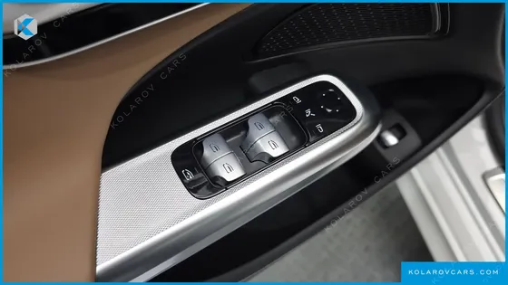 MERCEDES E-CLASS E200 AVANTGARDE