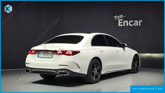 MERCEDES E-CLASS E300 4MATIC AMG LINE