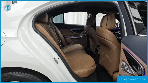 MERCEDES E-CLASS E300 4MATIC AMG LINE