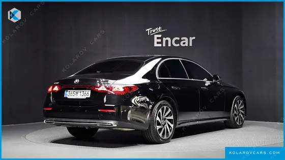 MERCEDES E-CLASS E300 4MATIC EXCLUSIVE