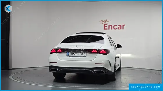 MERCEDES E-CLASS E300 4MATIC AMG LINE