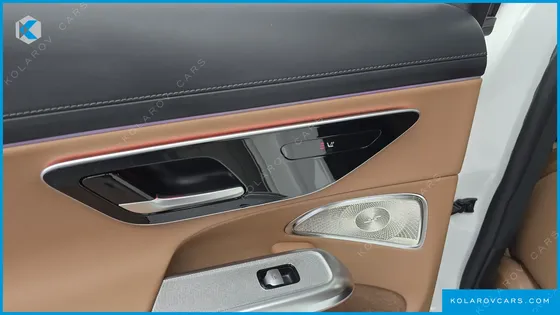 MERCEDES E-CLASS E300 4MATIC AMG LINE