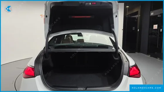 MERCEDES E-CLASS E220D 4MATIC EXCLUSIVE