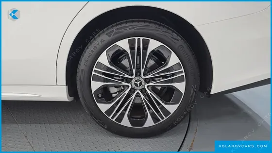 MERCEDES E-CLASS E220D 4MATIC EXCLUSIVE