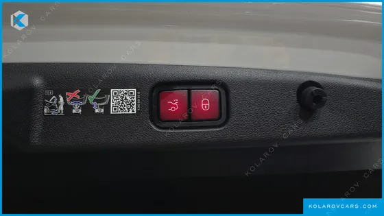 MERCEDES E-CLASS E220D 4MATIC EXCLUSIVE